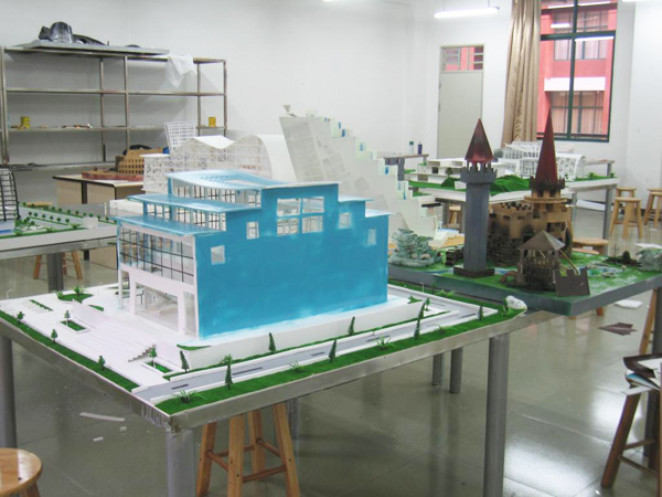 ����ģ�͹�˾������ģ������